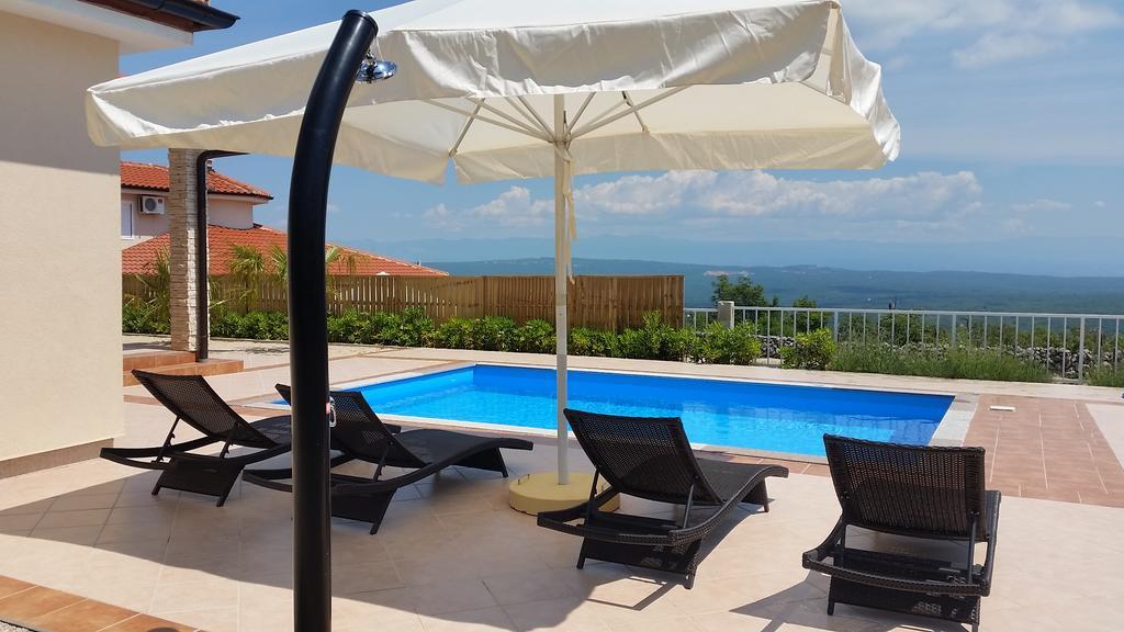 Villa Veglia Vrh  Buitenkant foto